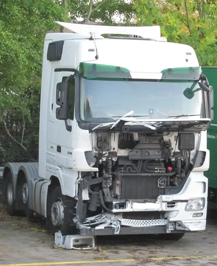 Truck with front end dmage